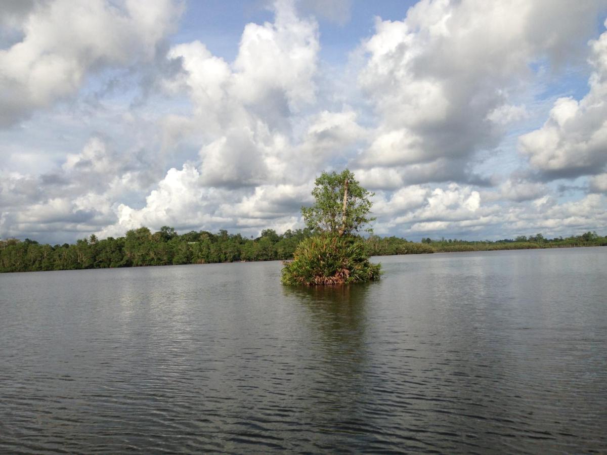 Lake Life Villa Ambalangoda  Exterior photo