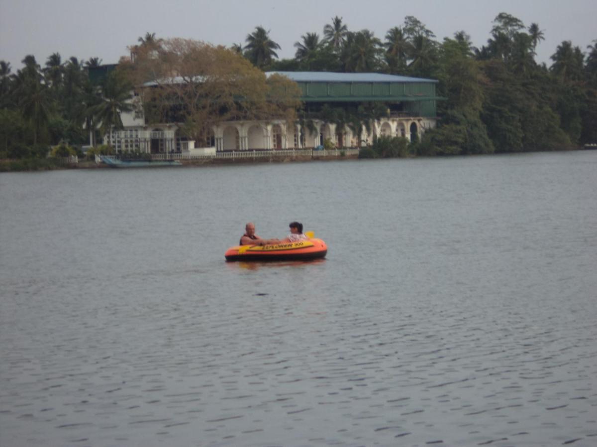 Lake Life Villa Ambalangoda  Exterior photo