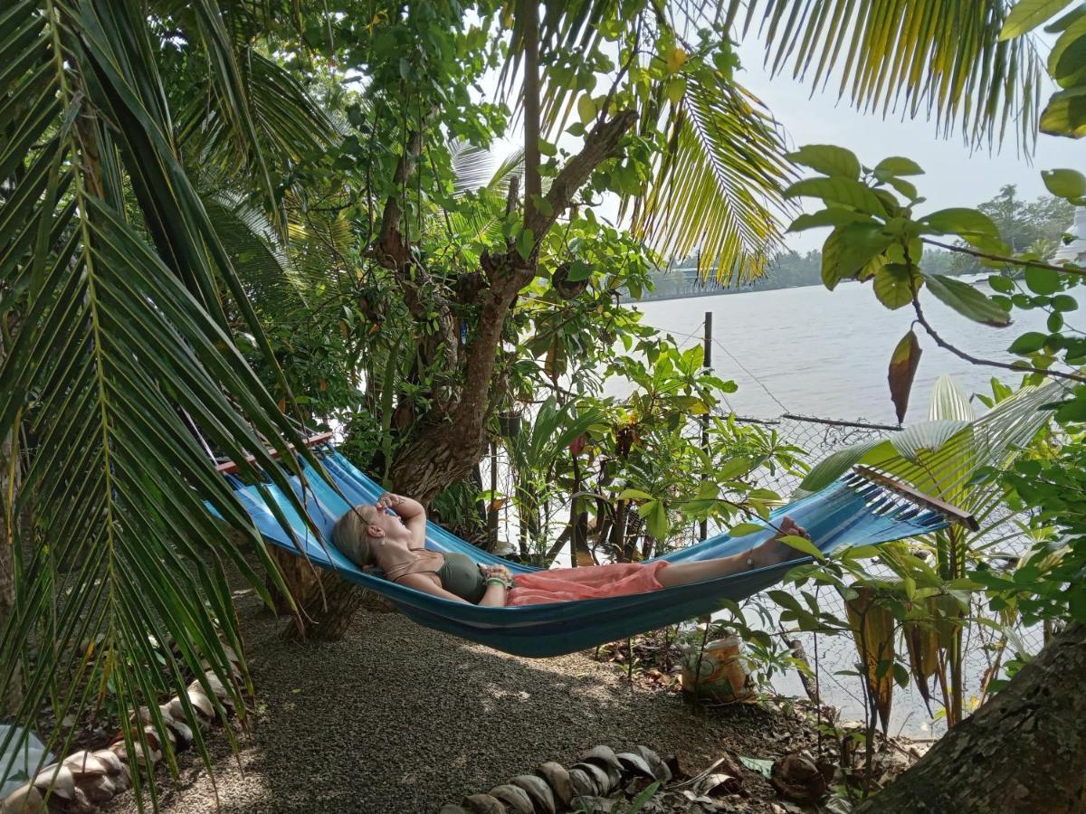 Lake Life Villa Ambalangoda  Exterior photo